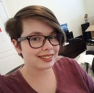 Meet your Posher, Kaitlin